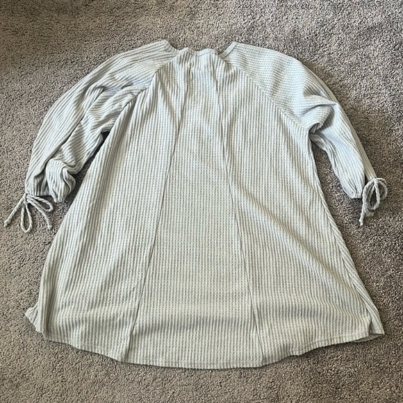 Gorgeous knit dress - Picture 3 of 3